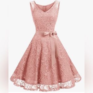 NWT Dressystar Women M Blush Floral Lace Bridesmaid Party/Prom Dress Short VNeck